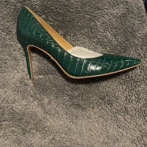 Meet your Posher, Berna